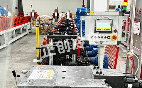 光伏鋼邊框設(shè)備技術(shù)革新引領(lǐng)行業(yè)新潮流